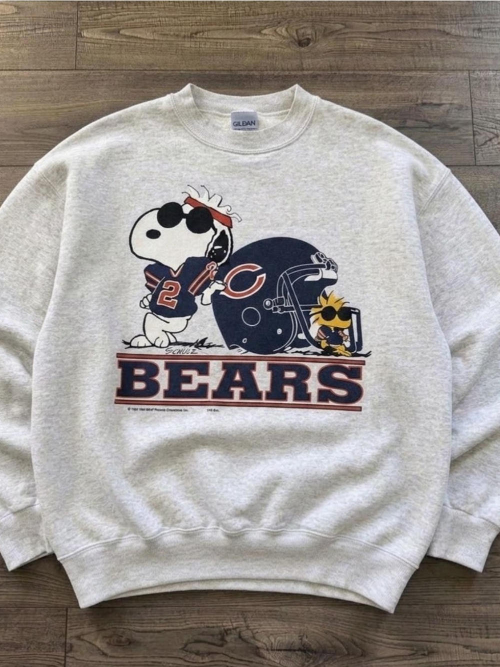 Gildan Light Heather Gray Chicago Bears Snoopy & Woodstock Crewneck Sweatshirt